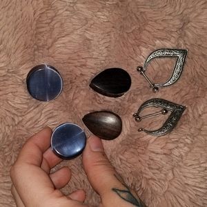 1in 25mm plugs, stone plugs, wood plugs, dangle